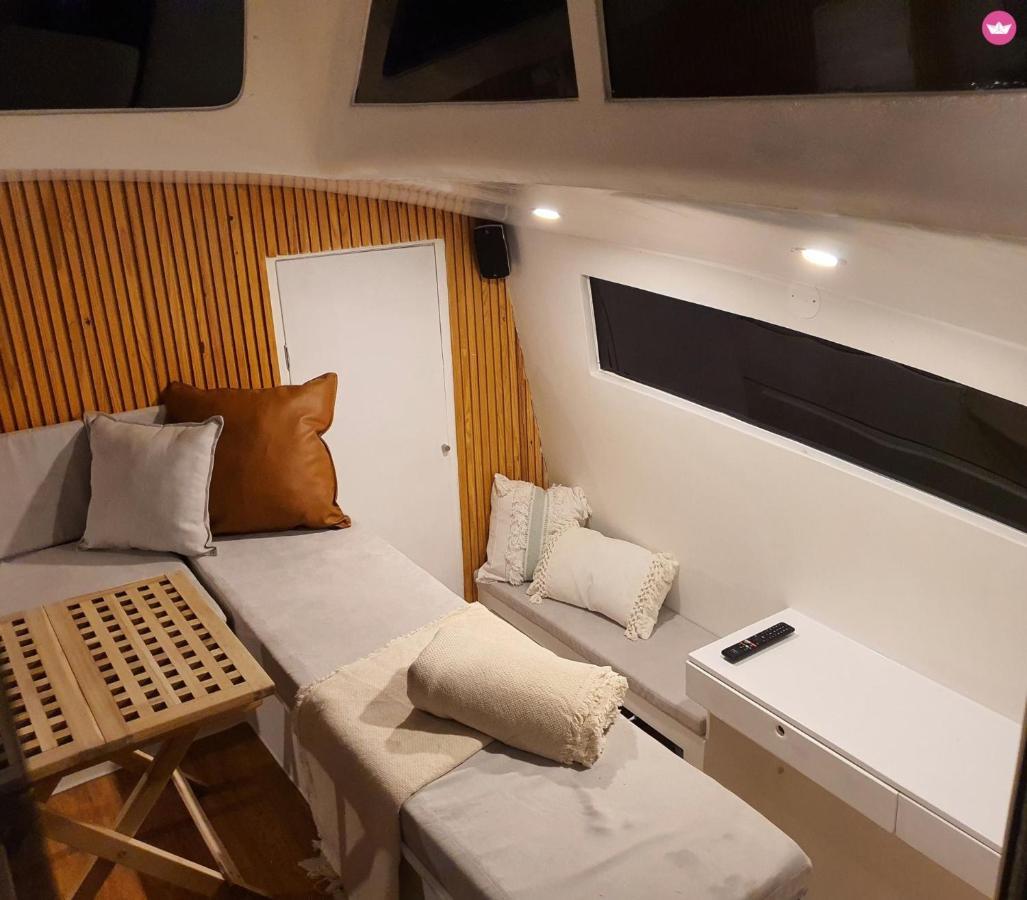 Barco Casa Catamara Sleepandboat Hotel ฟารู ภายนอก รูปภาพ