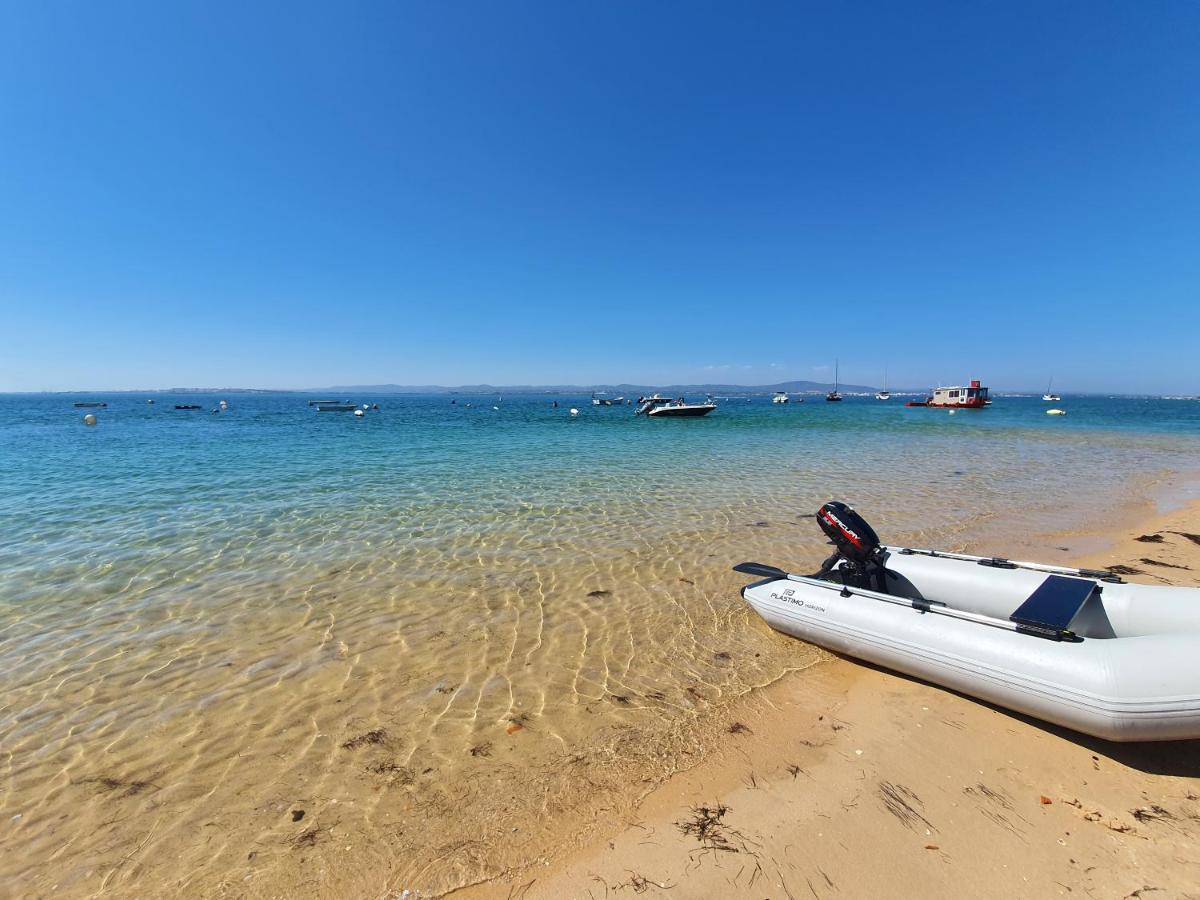 Barco Casa Catamara Sleepandboat Hotel ฟารู ภายนอก รูปภาพ